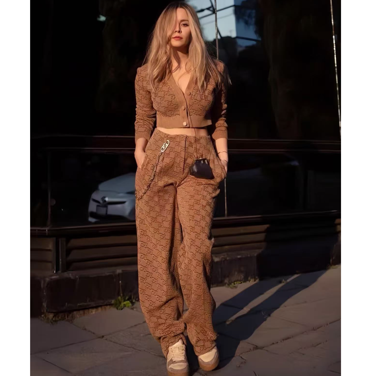 95新 FENDI/芬迪 提花高腰针织套装/上衣40码/裤子38码/编号0393