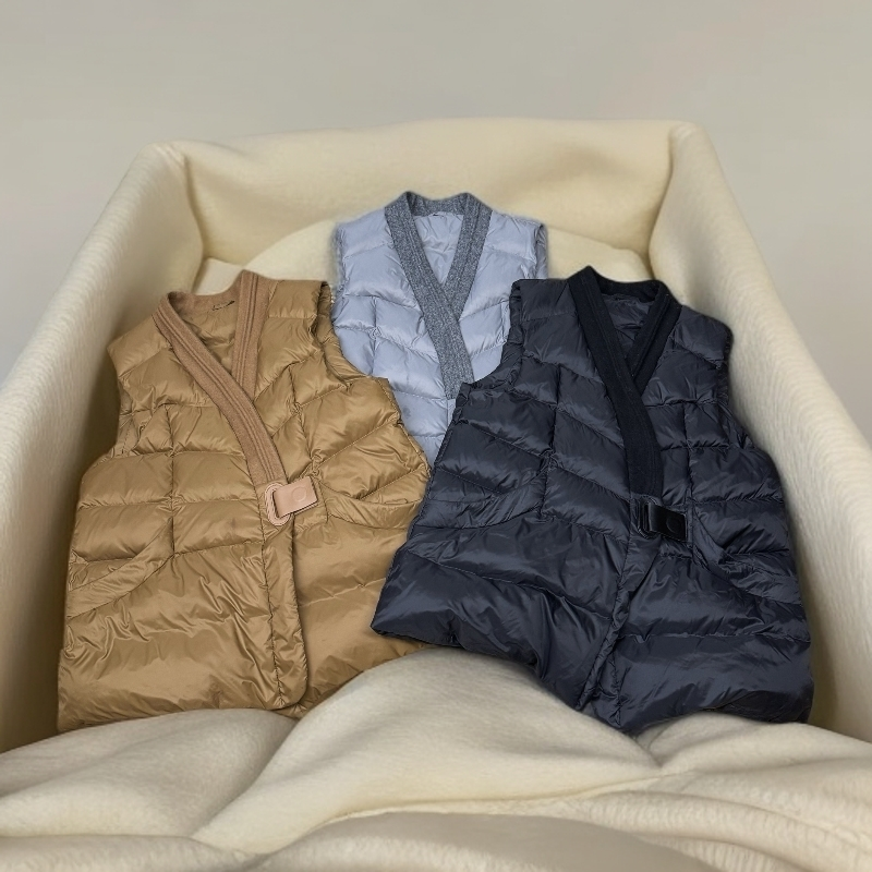 90国标白鸭绒羽绒马甲羽绒服设计师款5779