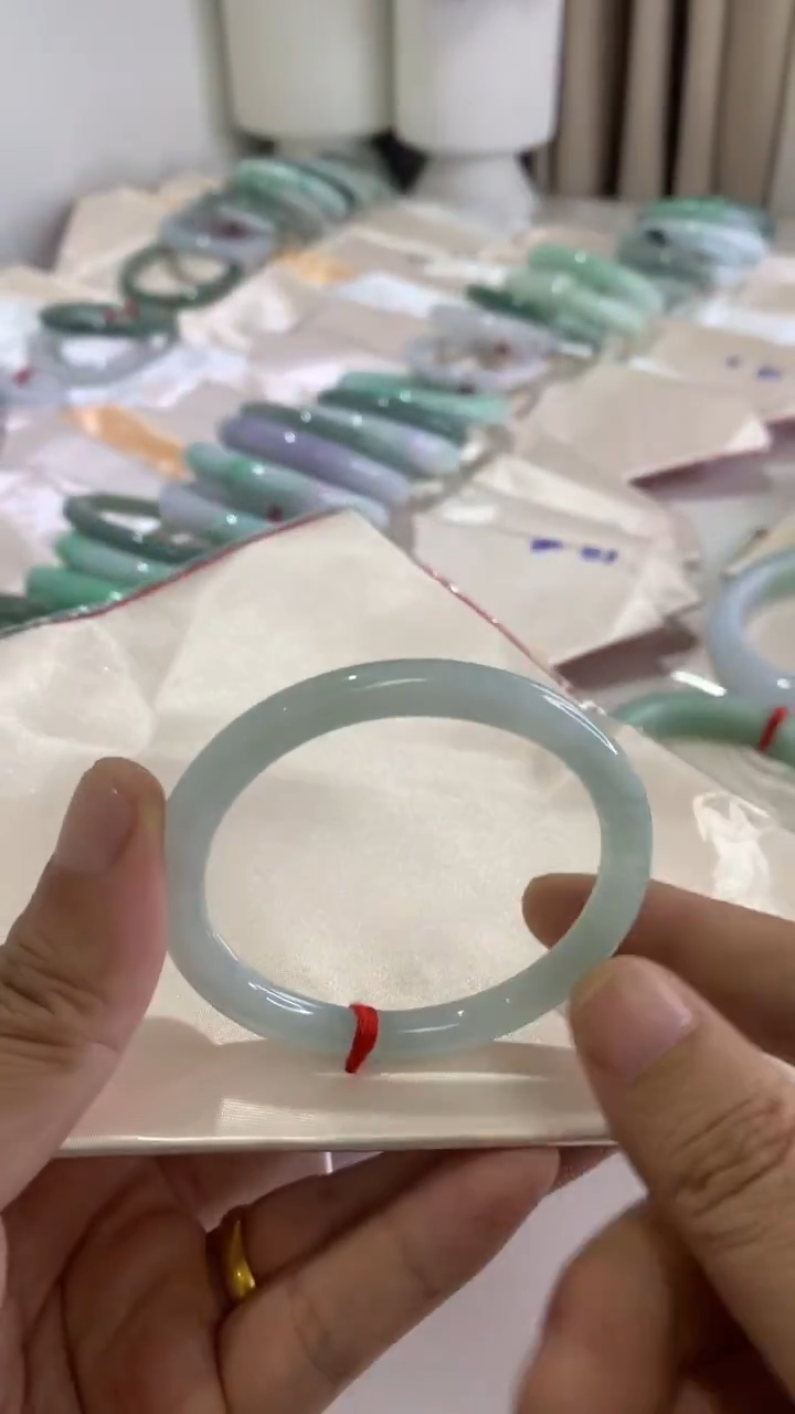 未镶嵌手镯翡翠贵妃圆53