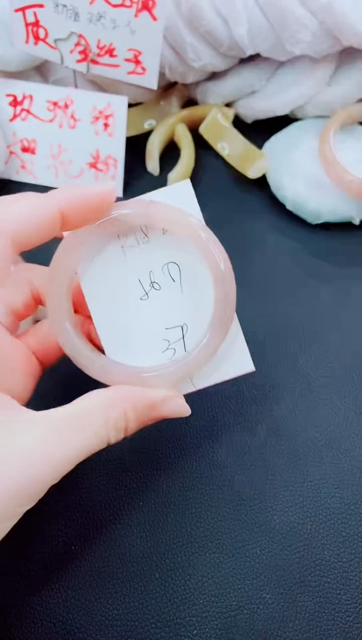 【闪购商品】石英质玉手镯未镶嵌K182-56/57