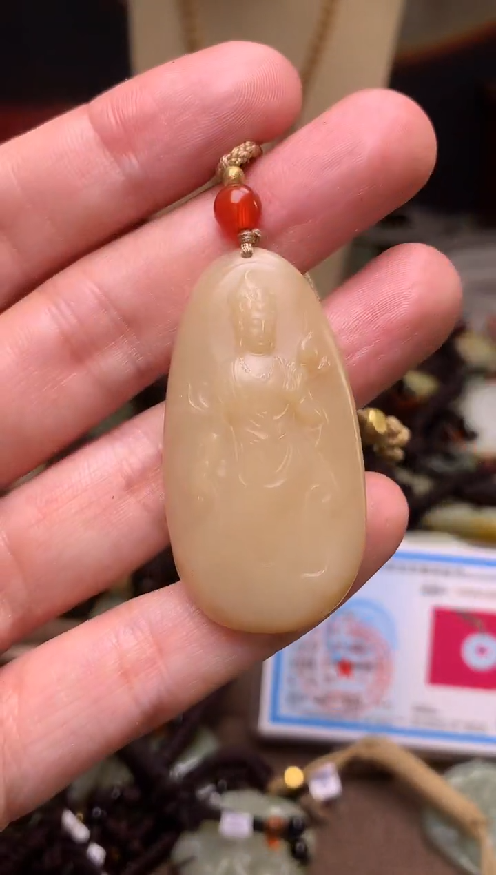 颈饰未镶嵌和田玉新疆料青海料清水和田玉吊坠