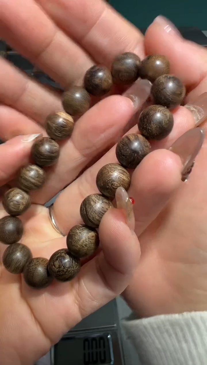 【闪购商品】沉香手串莱特岛1.0手串18颗10.45克