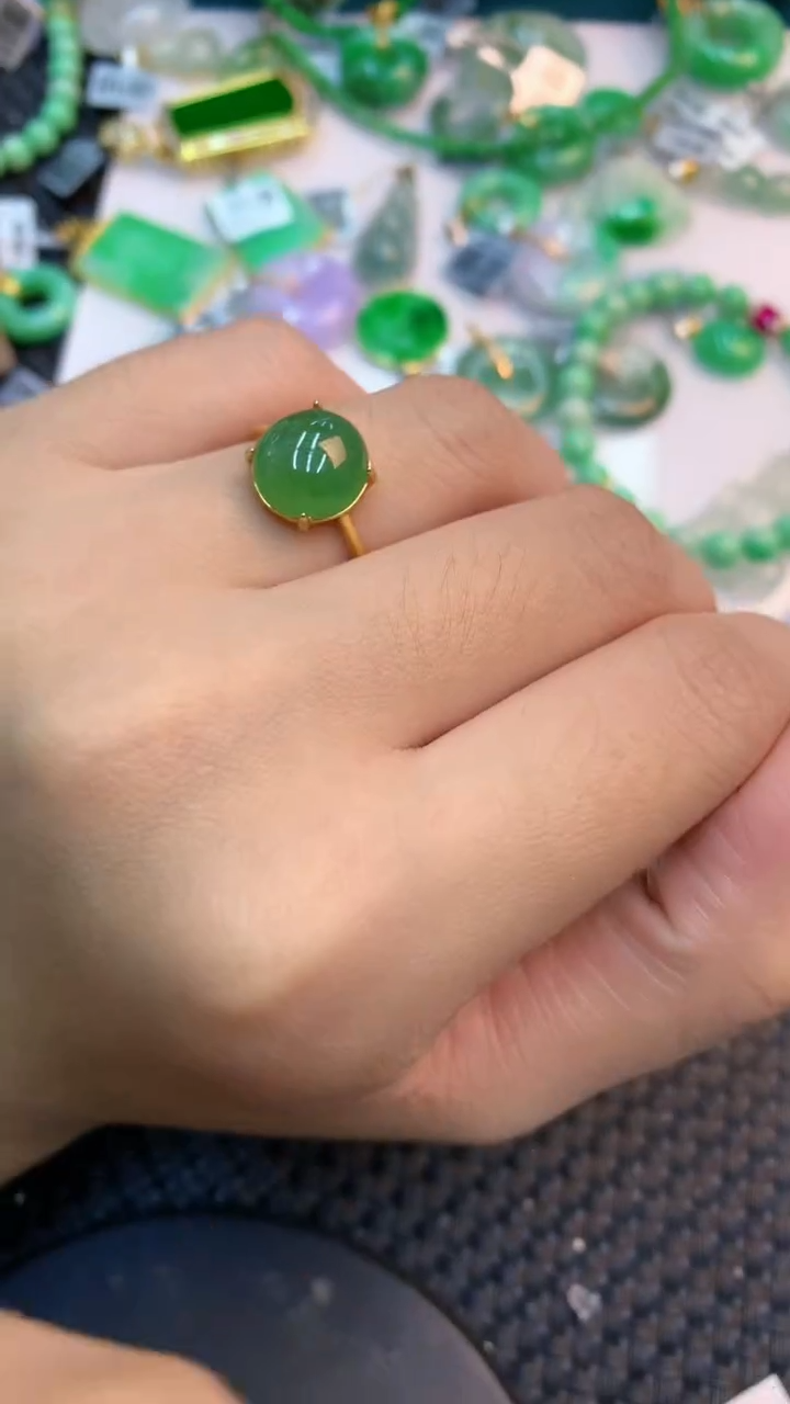 颈饰未镶嵌翡翠1