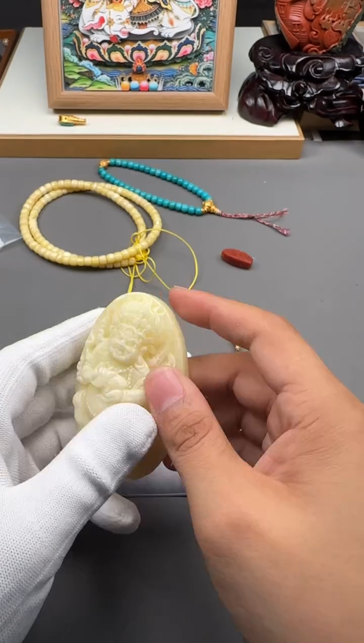 【闪购商品】蜜蜡裸石未镶嵌手串手串