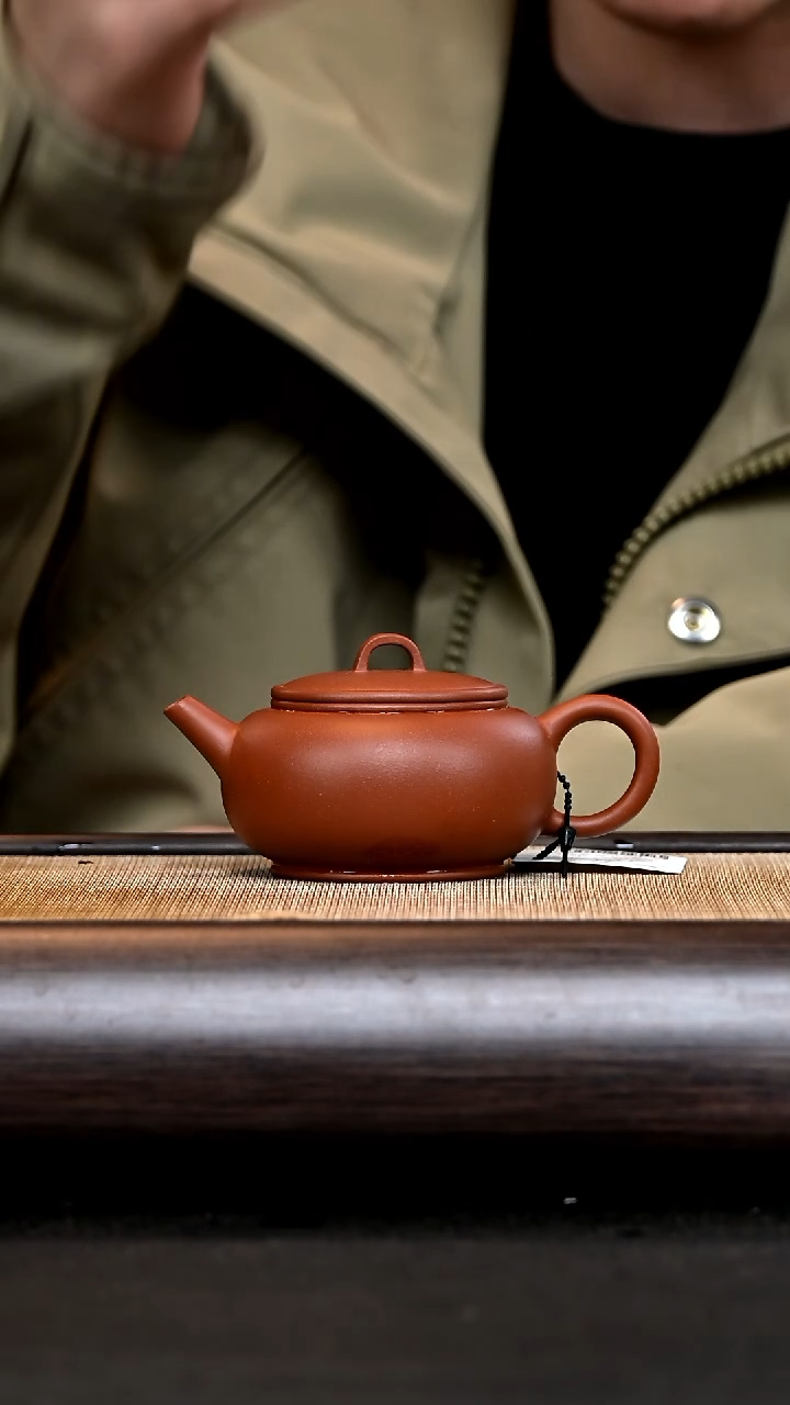 【闪购商品】紫砂茶壶HT15951 陈小平 顾泉 朱砂