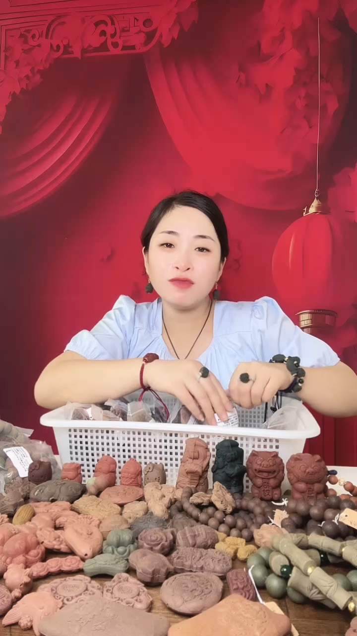 泥塑瑕疵香牌配饰散包