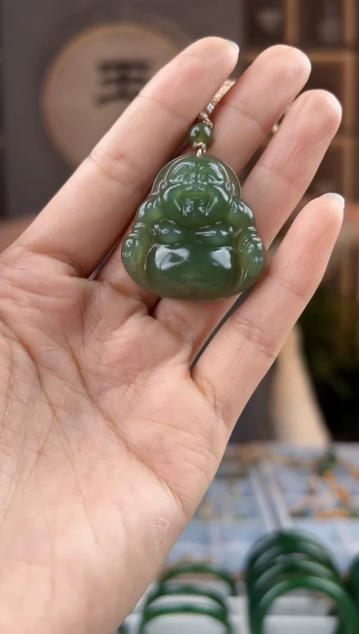 颈饰未镶嵌和田玉拍一发一，拍一发一