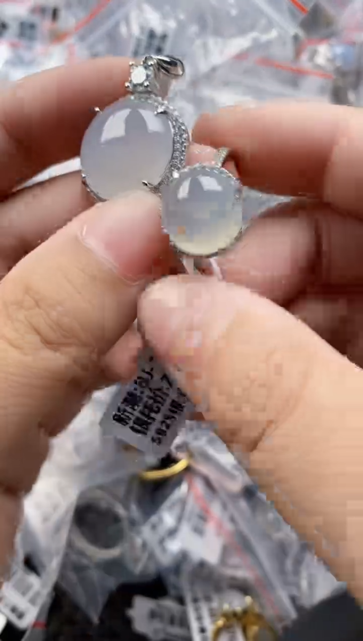 翡翠戒指银S925镶嵌6666      6