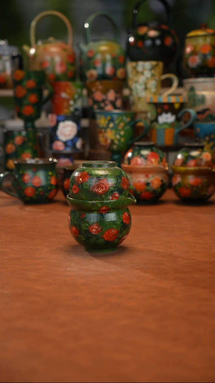 紫砂油画手绘釉下彩