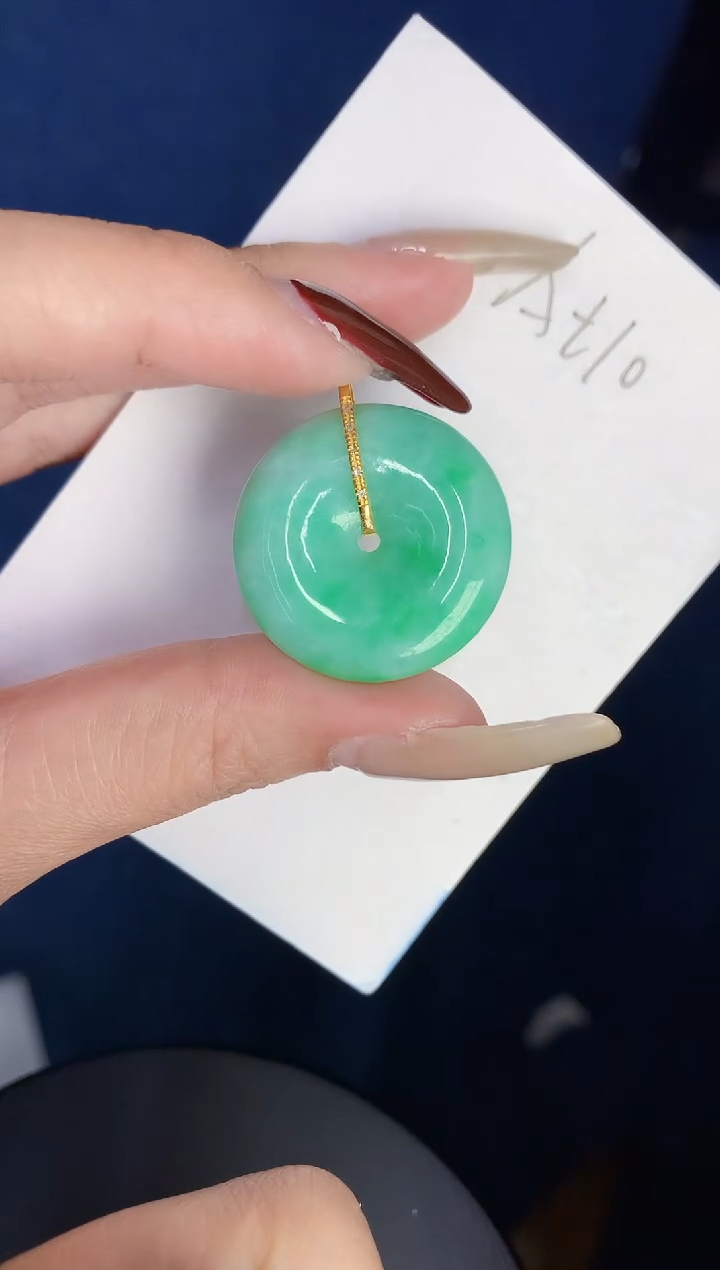 【闪购商品】翡翠颈饰18K金镶嵌0000000000