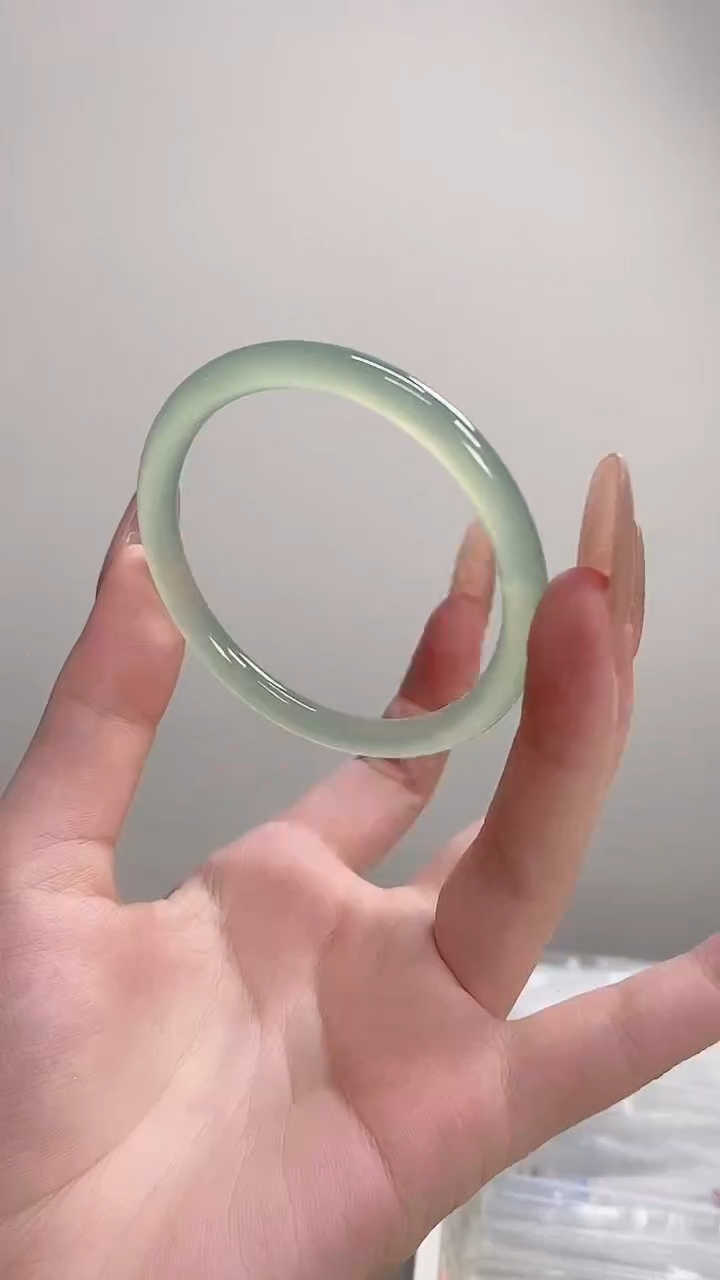 手镯玛瑙/玉髓未镶嵌55-56美人条