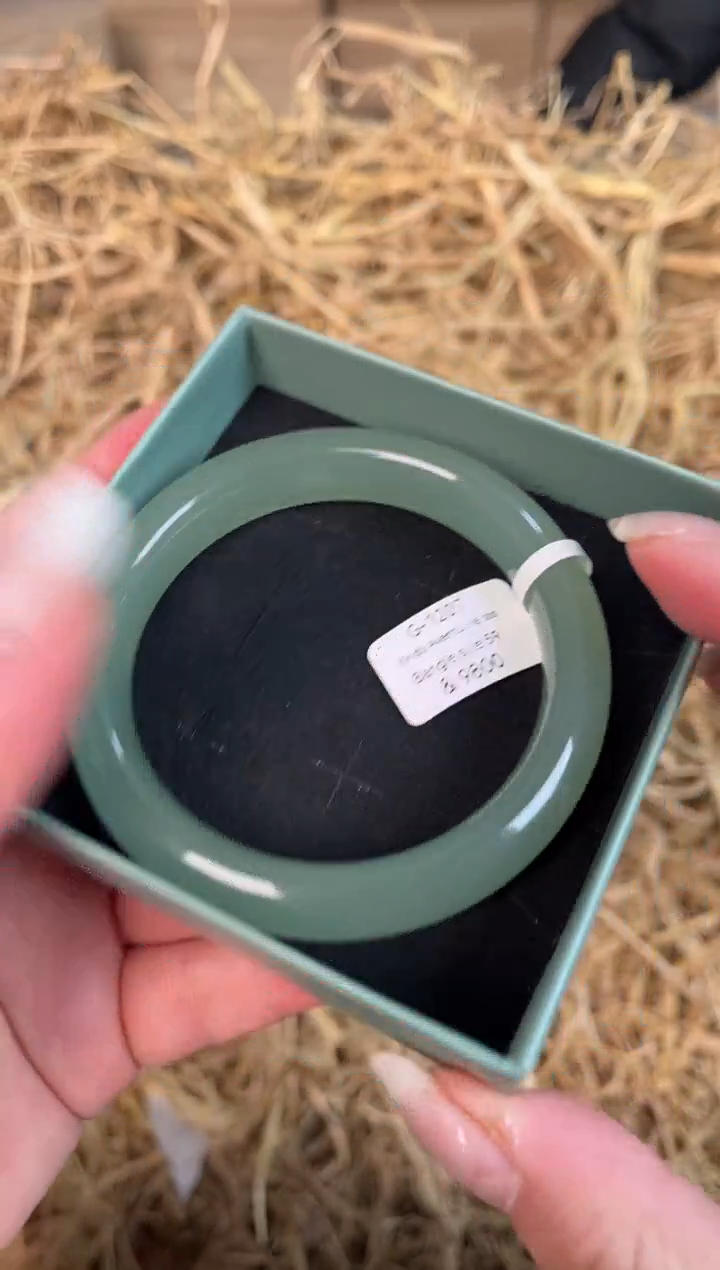 未镶嵌手镯石英质玉G-1207