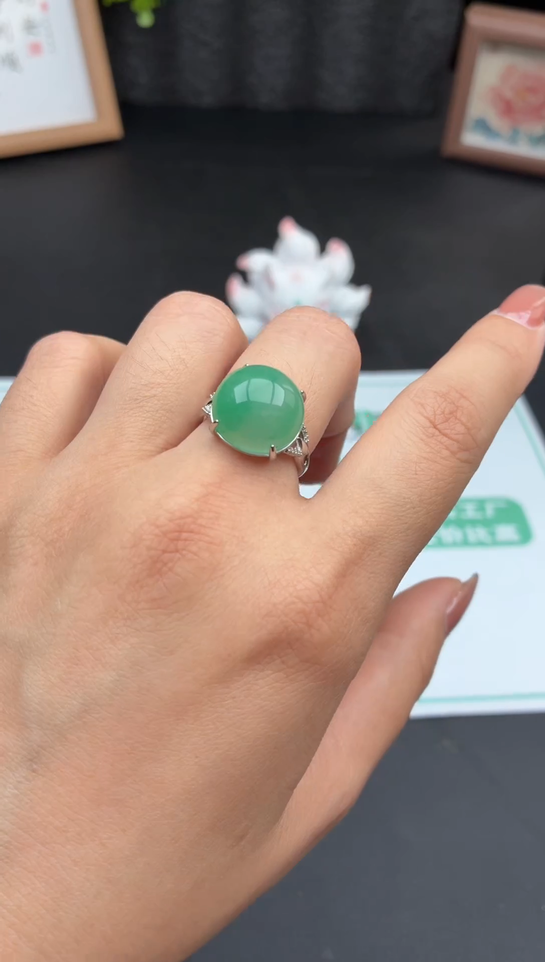 石英质玉未镶嵌戒指非洲翠戒指