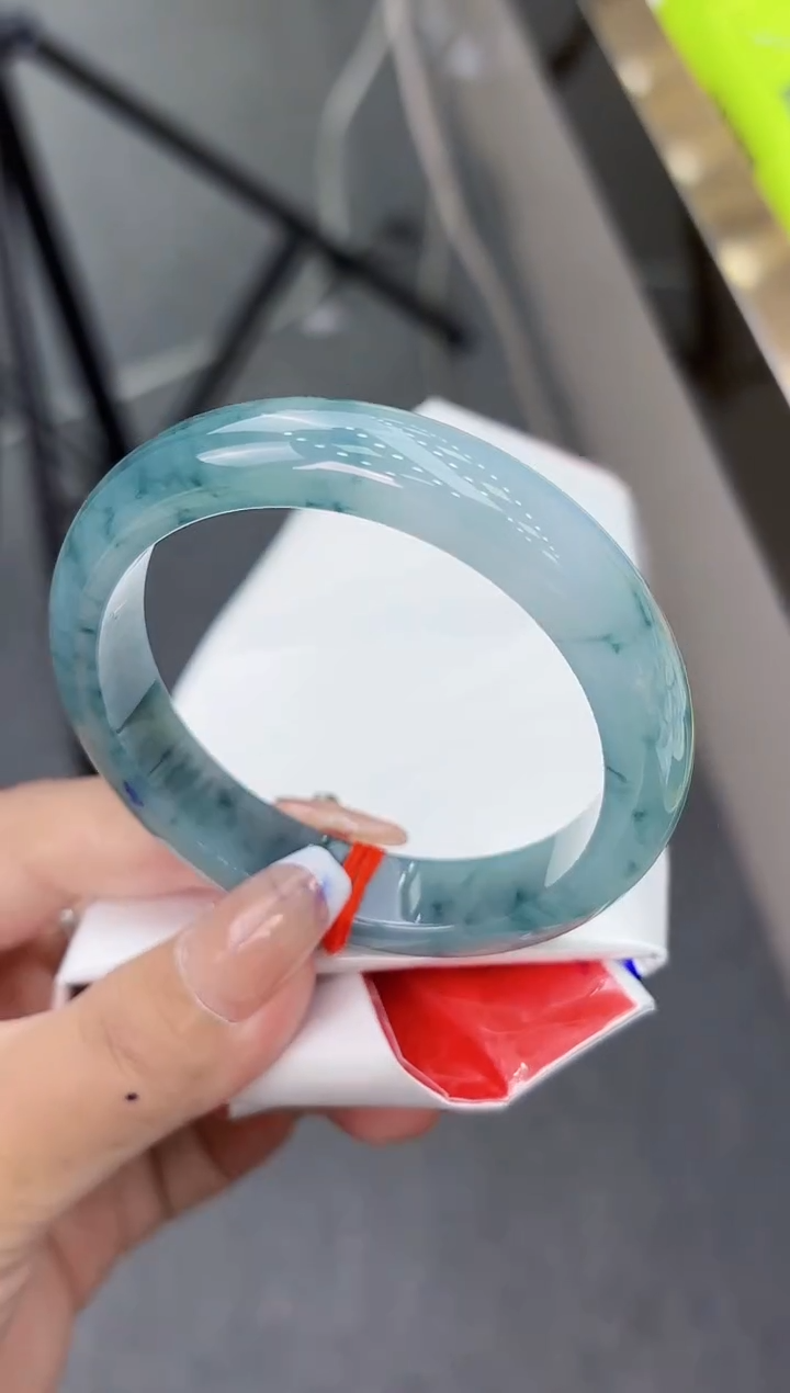 【闪购商品】翡翠手镯未镶嵌翡翠手镯