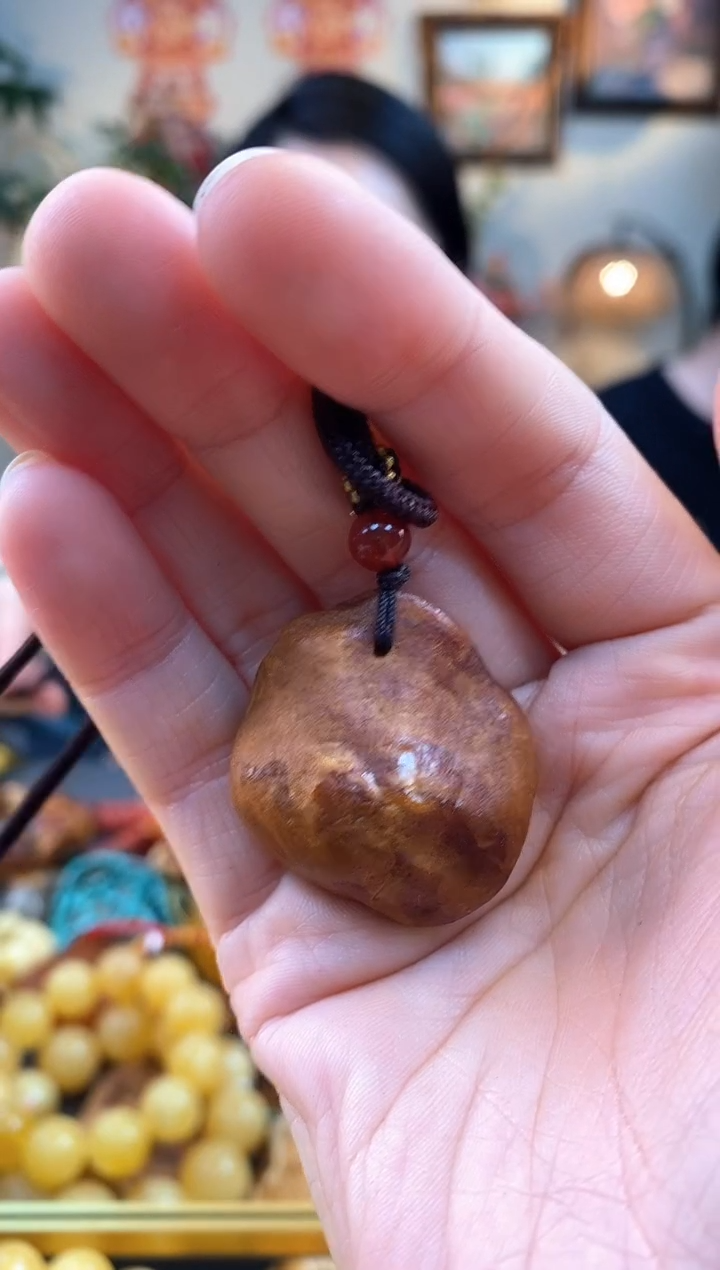 【闪购商品】琥珀颈饰未镶嵌吊坠