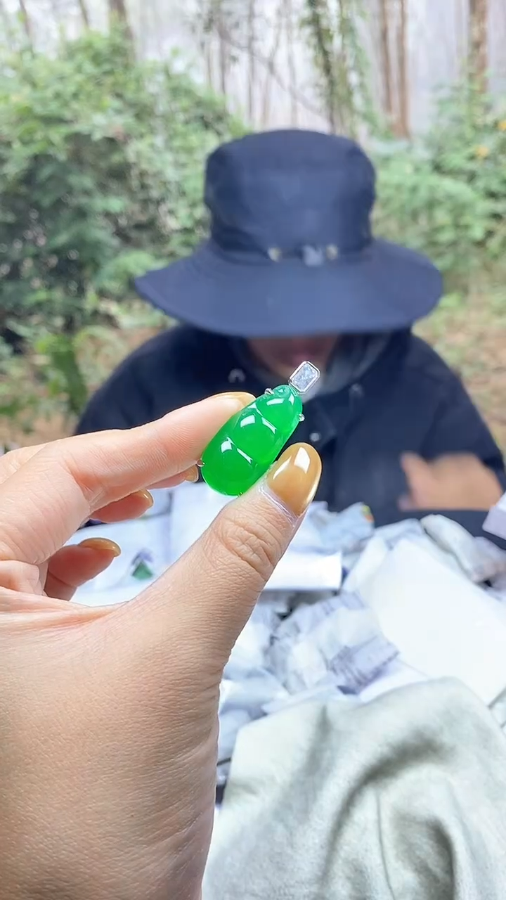 满色吊坠 所见即所得！！