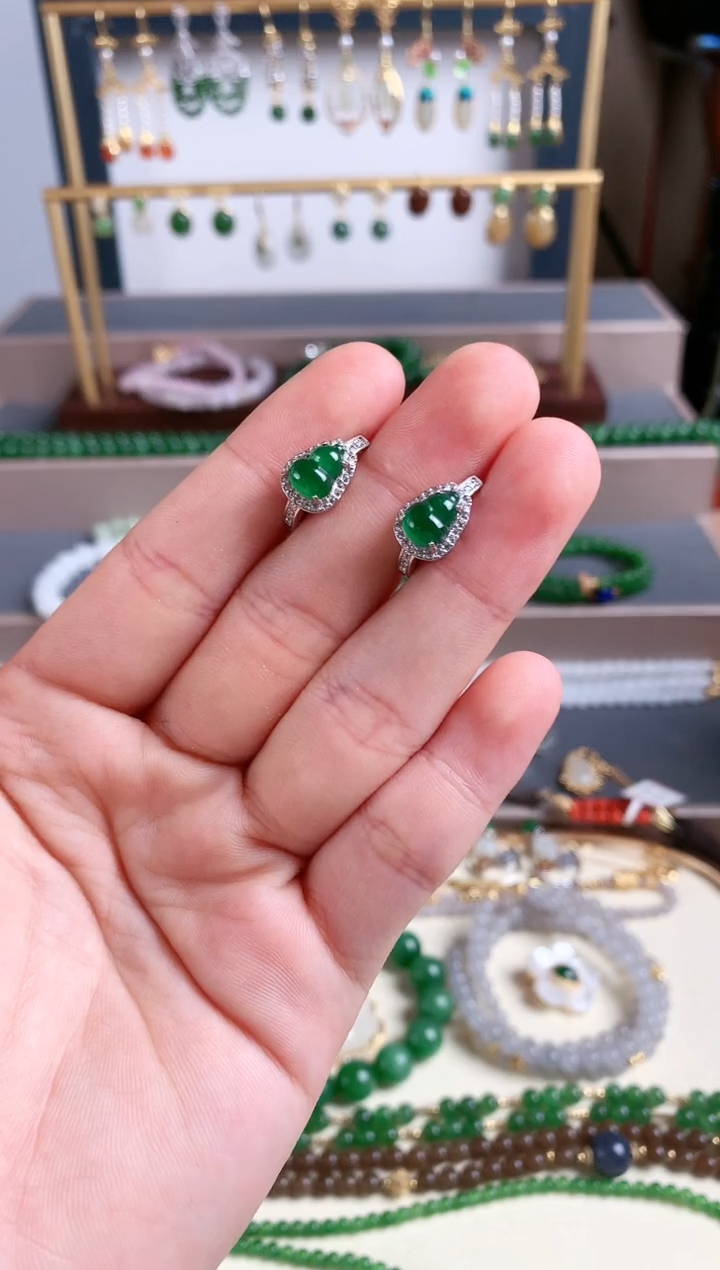 银S925镶嵌翡翠耳饰1