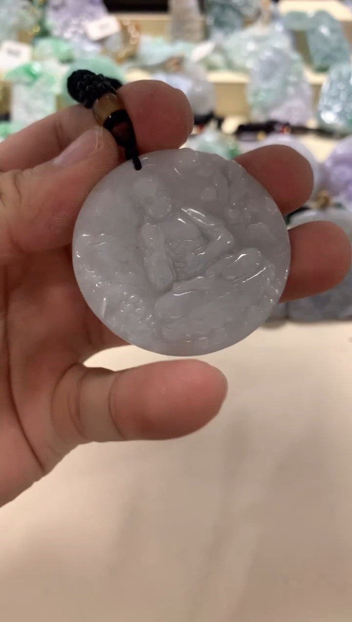 【闪购商品】翡翠颈饰未镶嵌02/06/201
