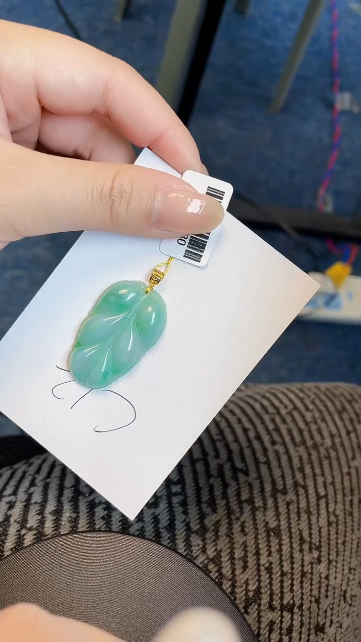 【闪购商品】翡翠颈饰18K金镶嵌00000000