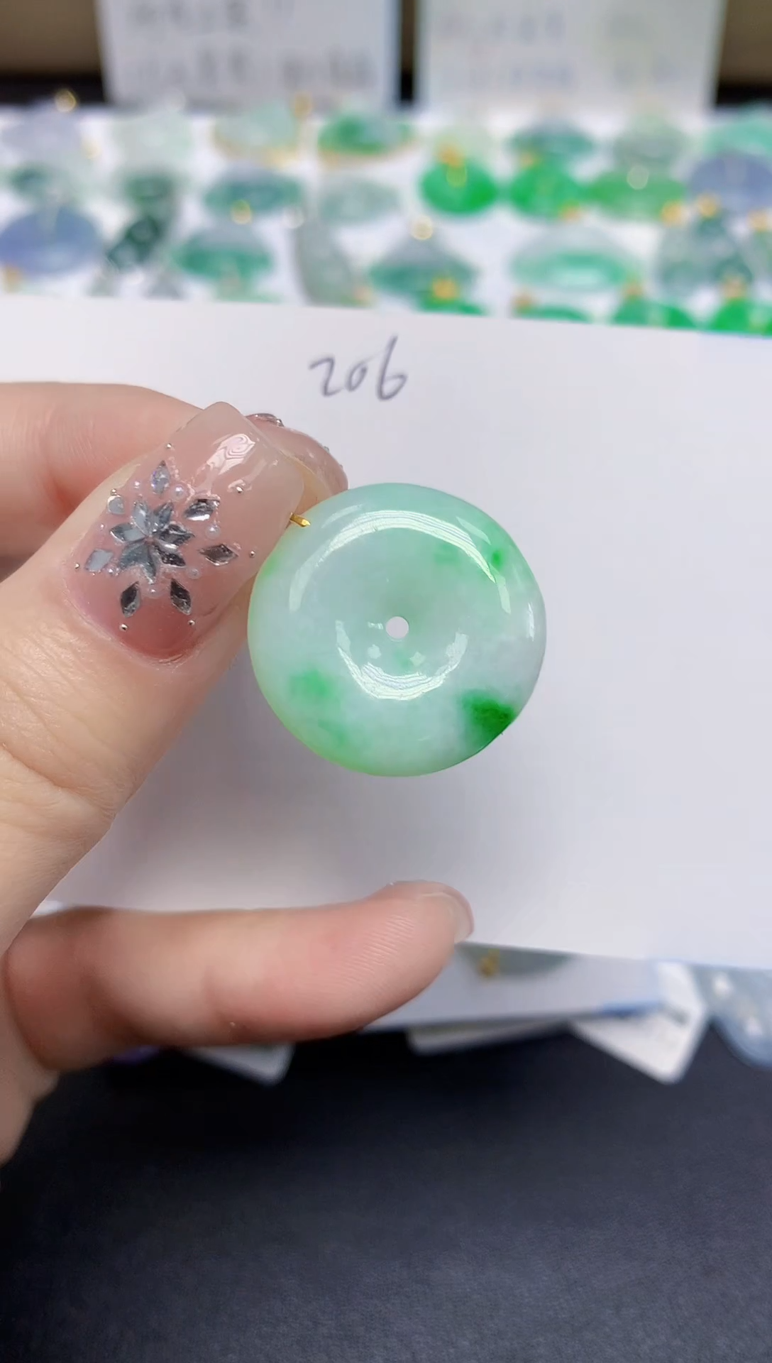 颈饰18K金镶嵌翡翠天然缅甸翡翠A货翡翠百元以上9元证书费自理