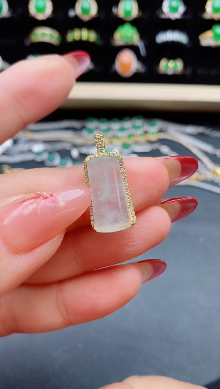 【闪购商品】翡翠吊坠(赠链)银S925镶嵌321321