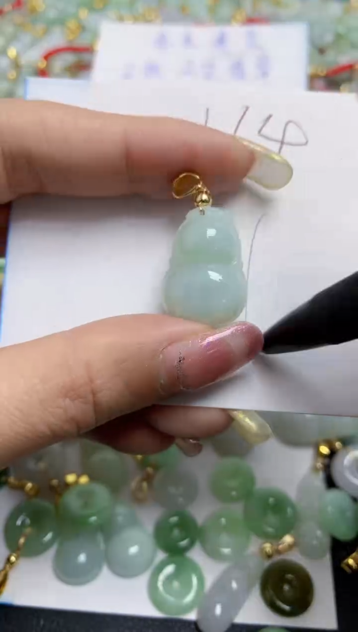 【闪购商品】翡翠颈饰合金天然翡翠A货