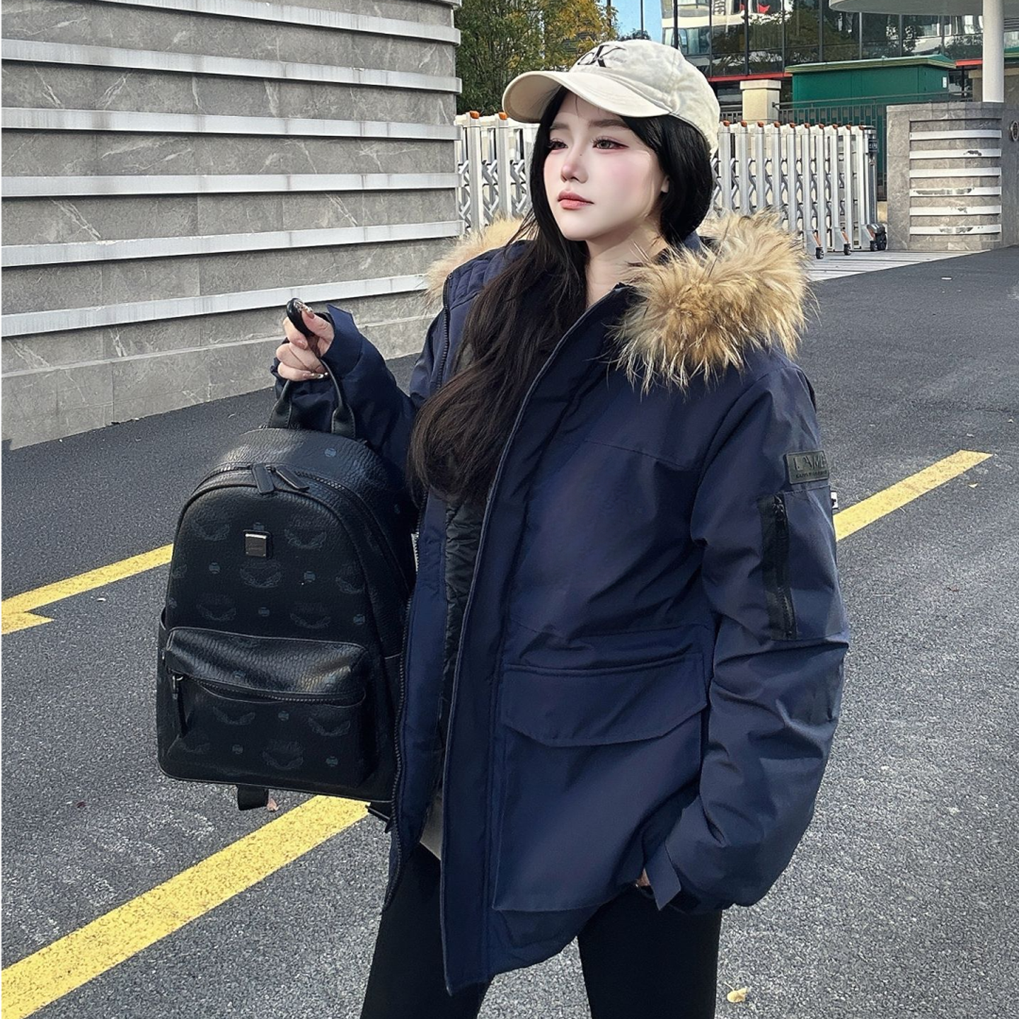 一代羽绒服加厚短款连帽男女同款情侣装宽松中长款