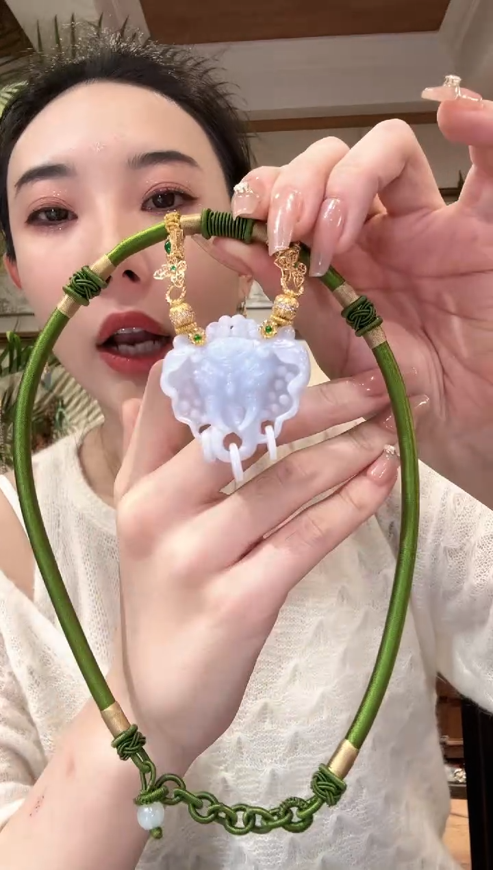 【闪购商品】翡翠颈饰未镶嵌国风