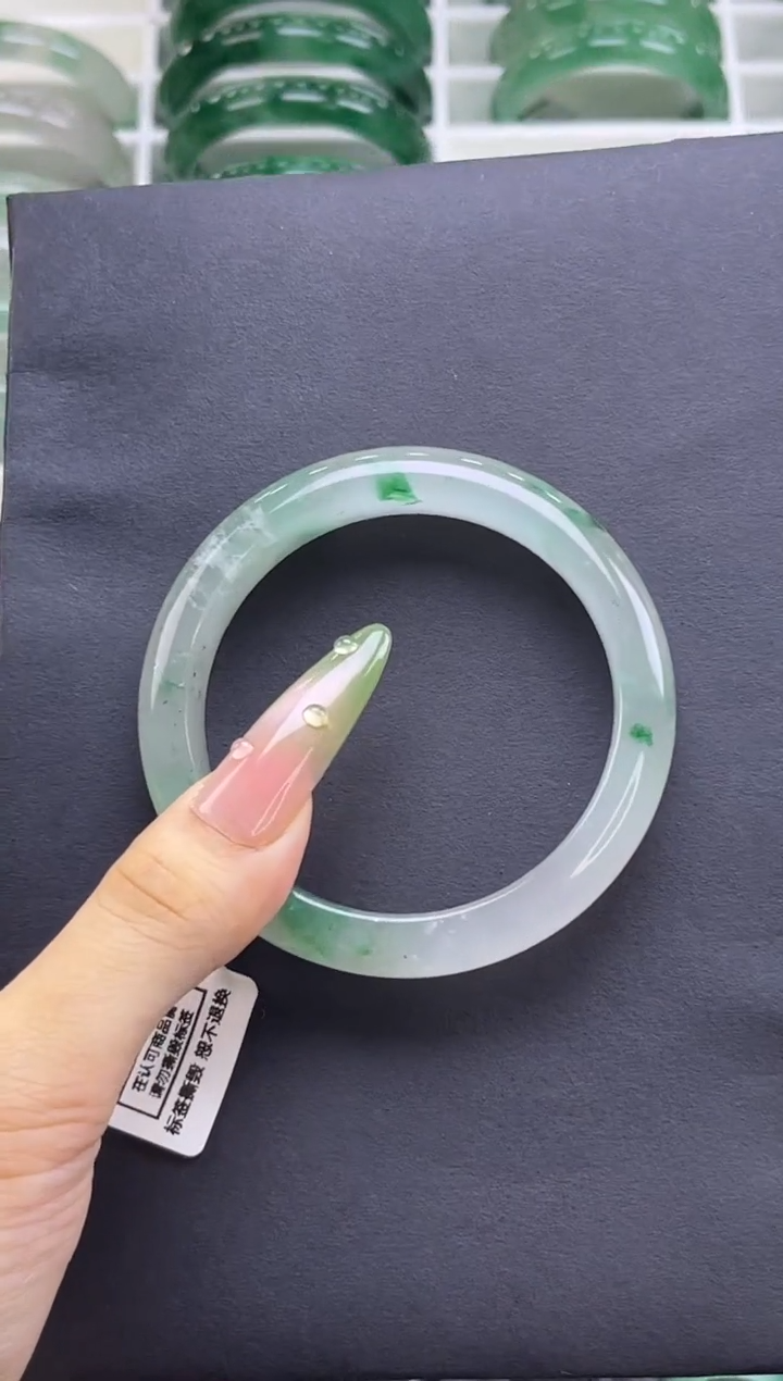 未镶嵌手镯石英质玉（非洲翠）11021 红紫标 57圈