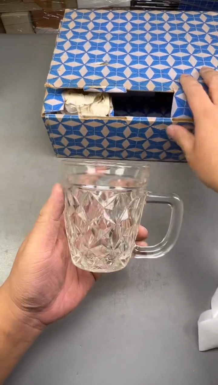 瓷片037号满30米包邮，碰瓷社感谢您的支持~