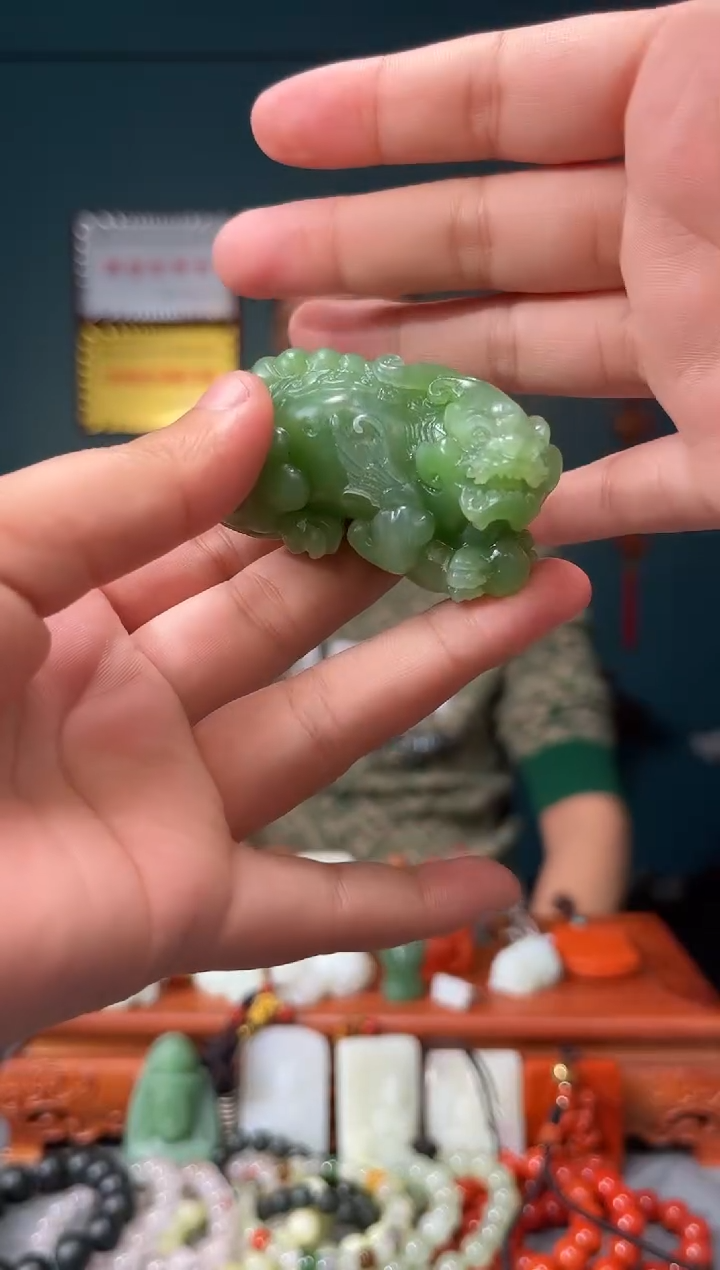 【闪购商品】和田玉未镶嵌颈饰貔貅