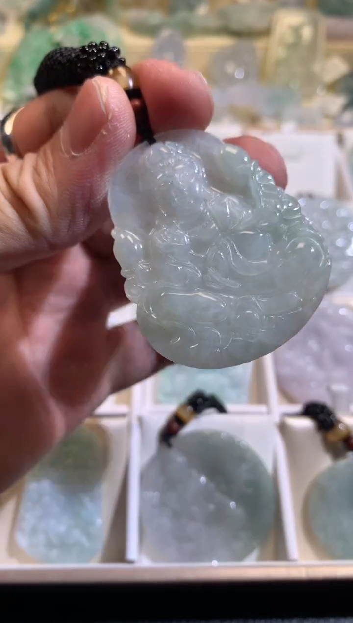 【闪购商品】翡翠颈饰未镶嵌02/25/24