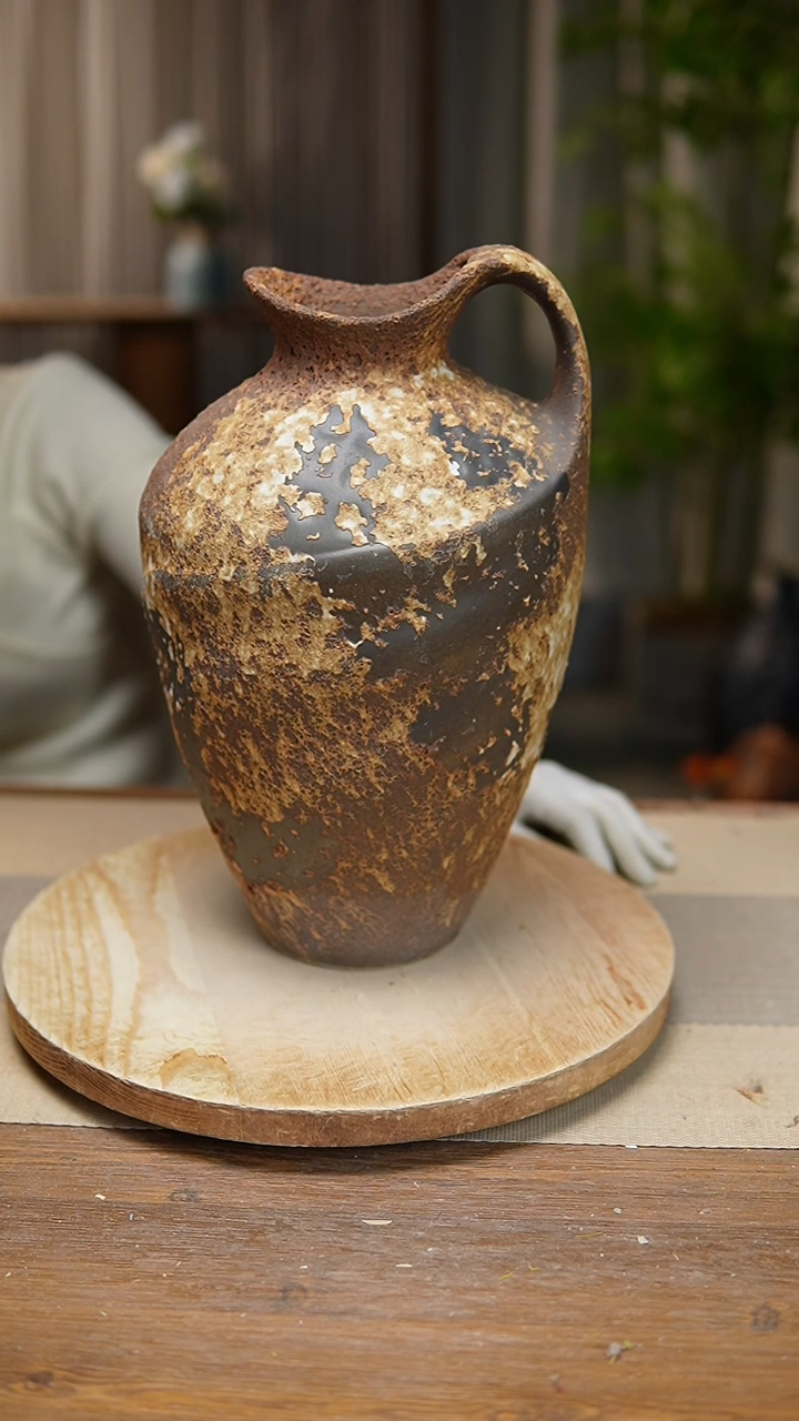 【闪购商品】陶瓷   花器诧寂棕奶壶