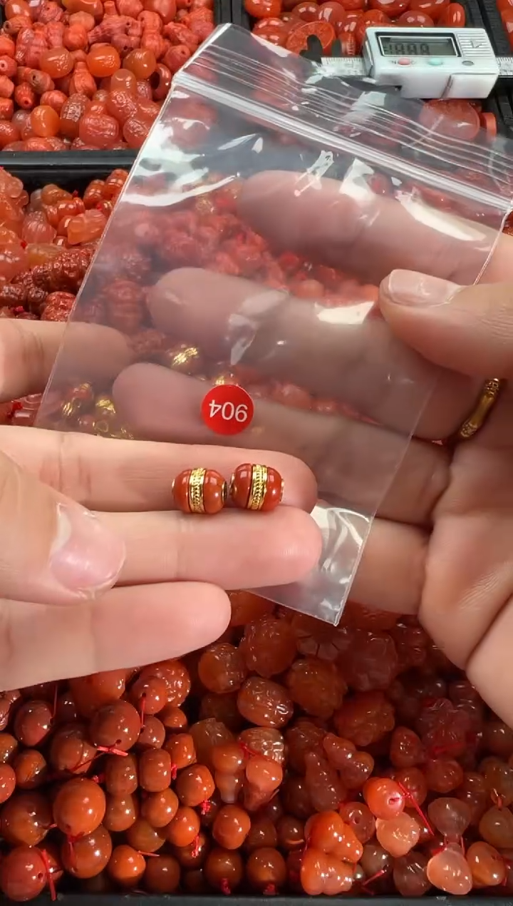 【闪购商品】南红玛瑙颈饰未镶嵌1