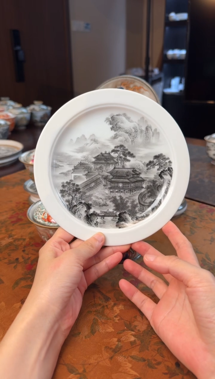 手绘墨彩梁园盛景壶承