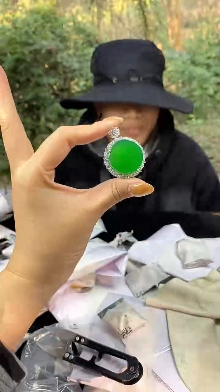 满色吊坠 所见即所得！！