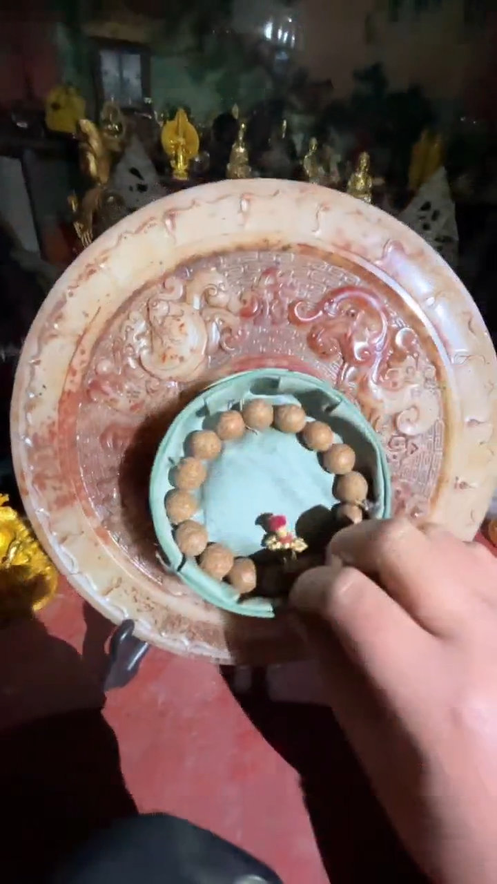 【闪购商品】滴血莲花菩提吊坠1