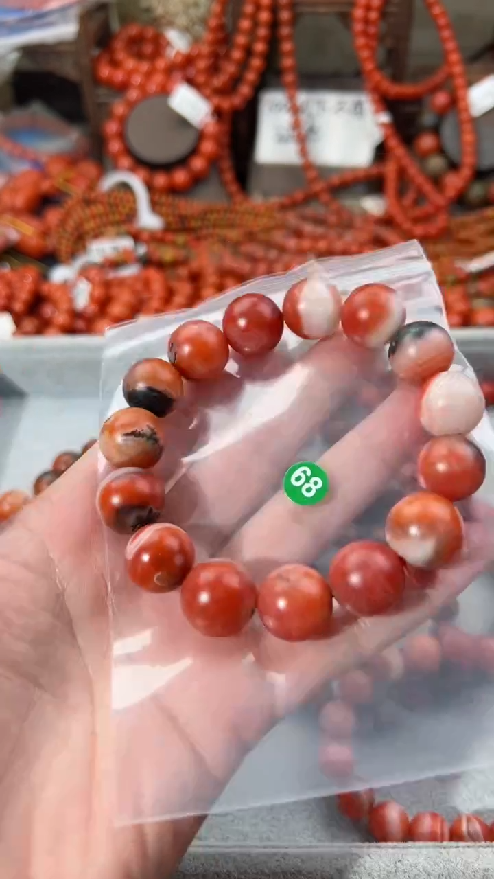 【闪购商品】南红玛瑙手串未镶嵌14+