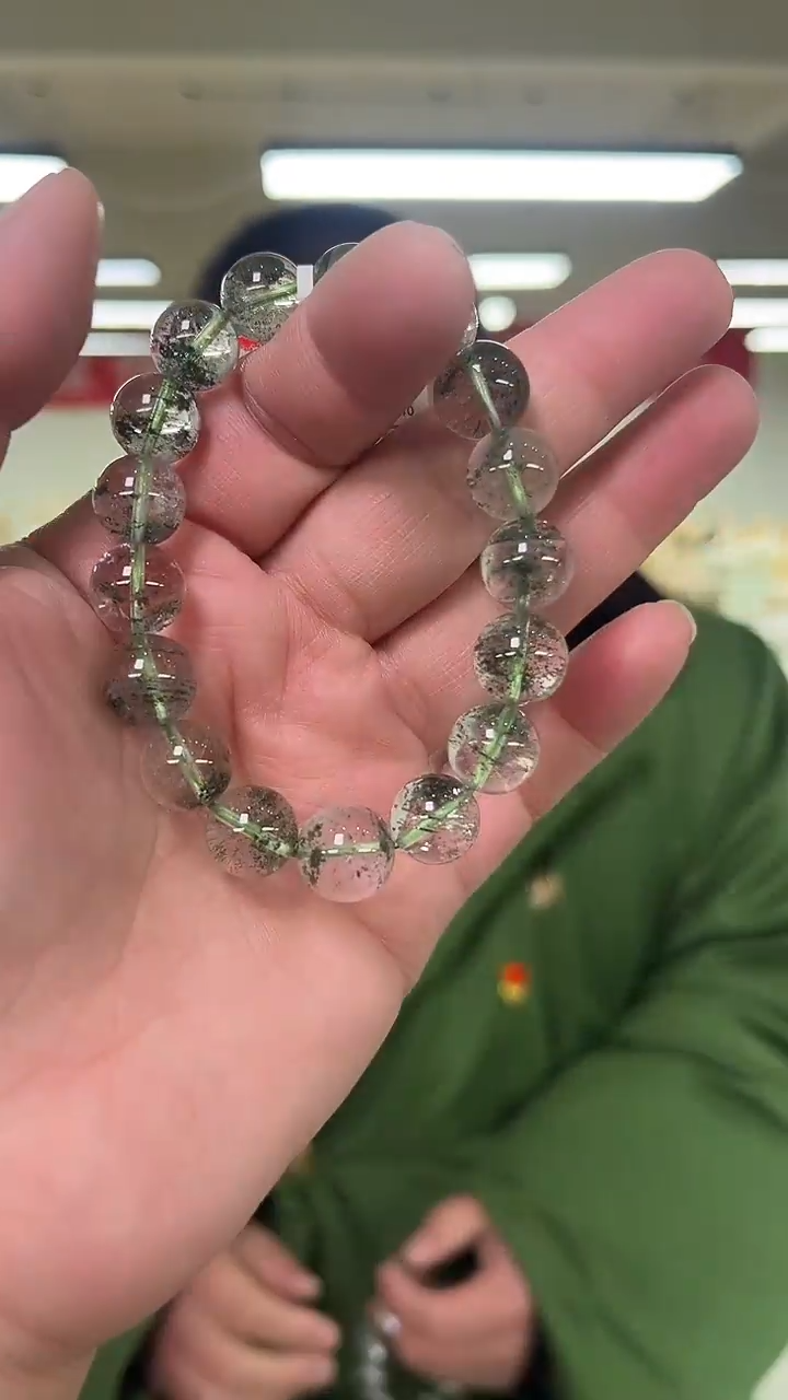 【闪购商品】绿水晶手链未镶嵌天然绿幽灵手串多样性发一11mm