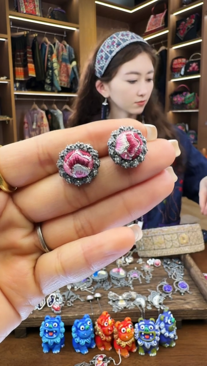 【闪购商品】织绣278黔东南苗族刺绣