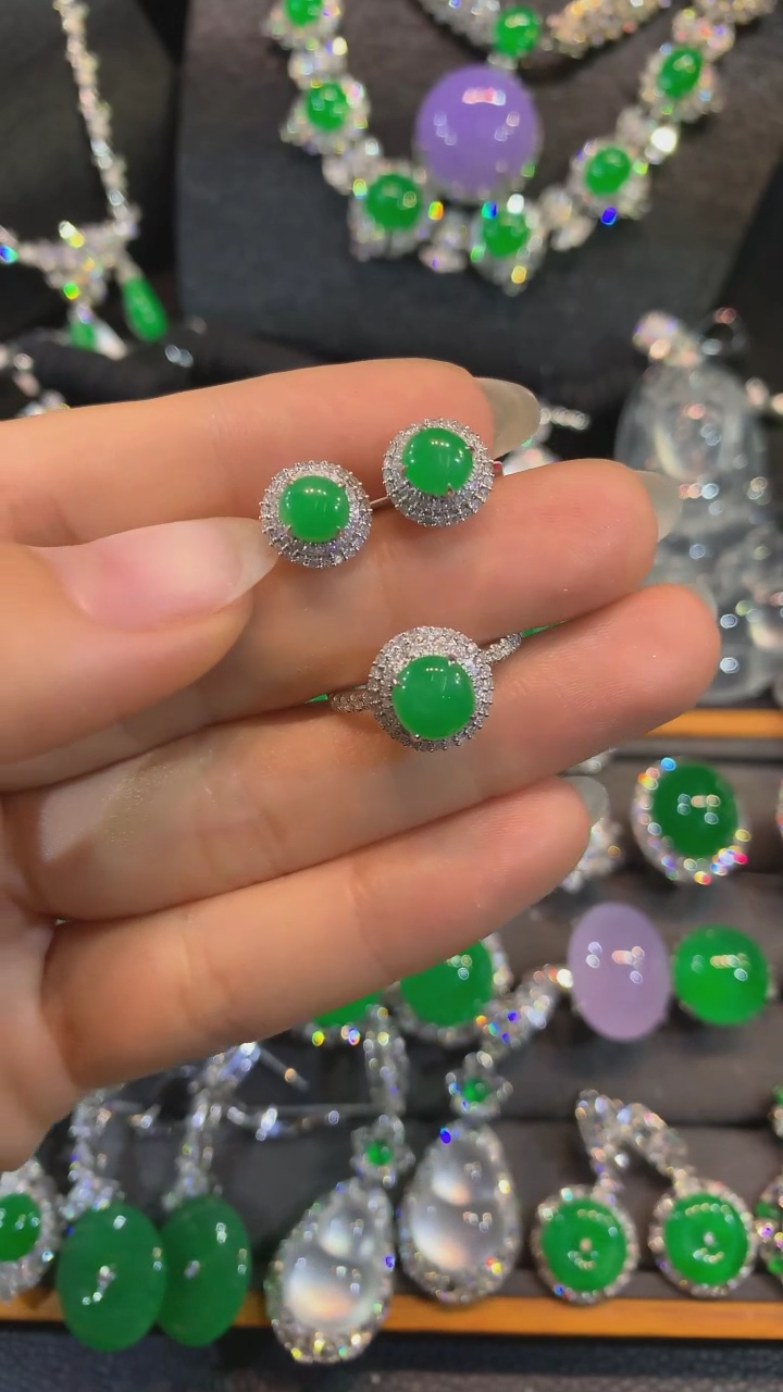 【闪购商品】翡翠戒指18K金镶嵌套装