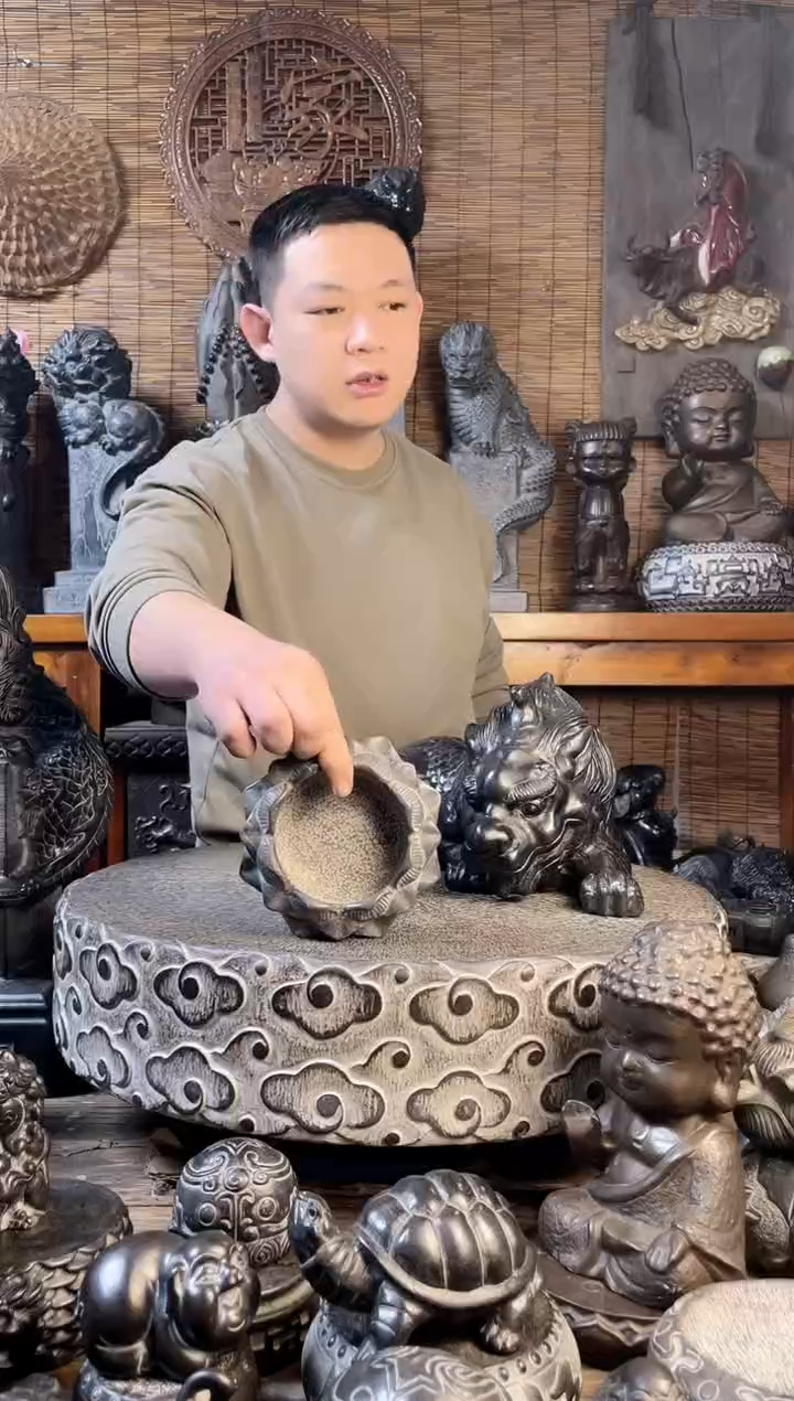 【闪购商品】15莲花盆天然青石雕刻