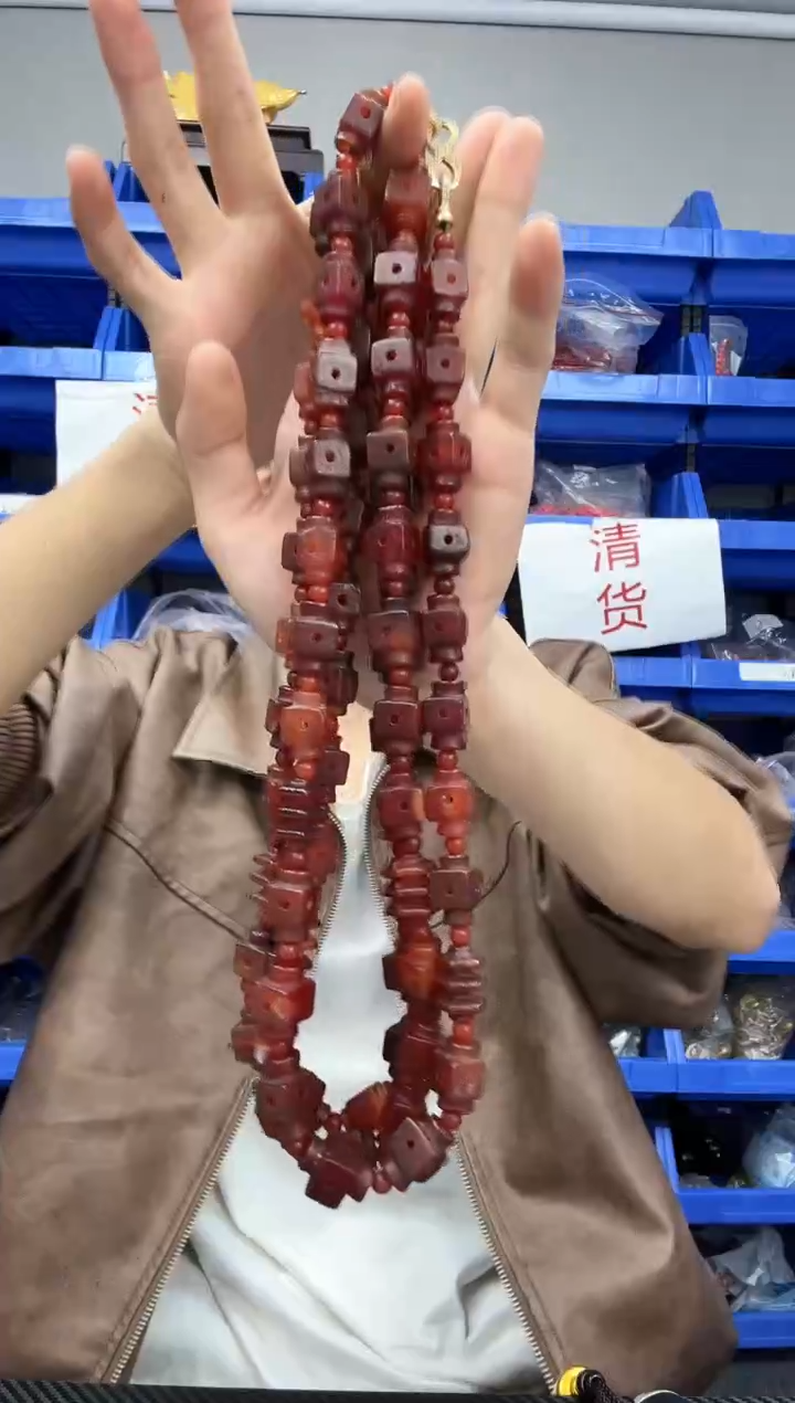 无非金属血离子项链