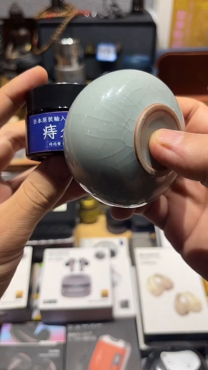 瓷片闪购商品 如图所示