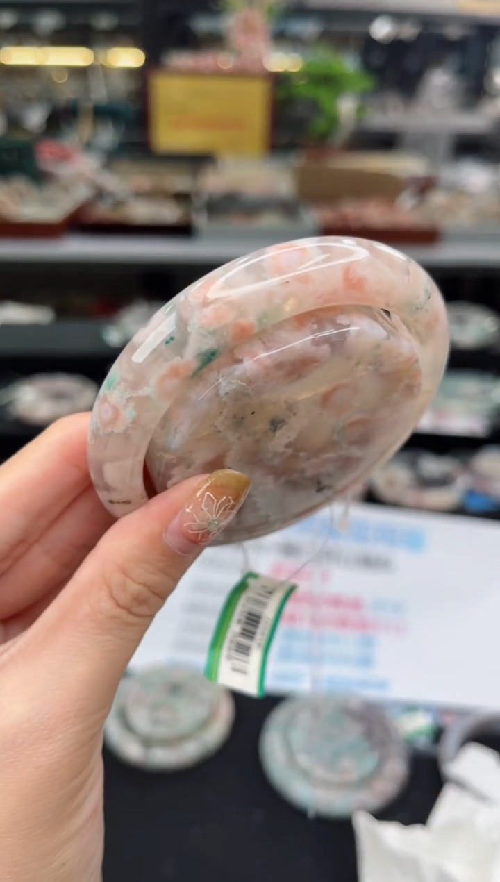 【闪购商品】石英质玉手镯未镶嵌59圈口（赠品镯心）4S9997