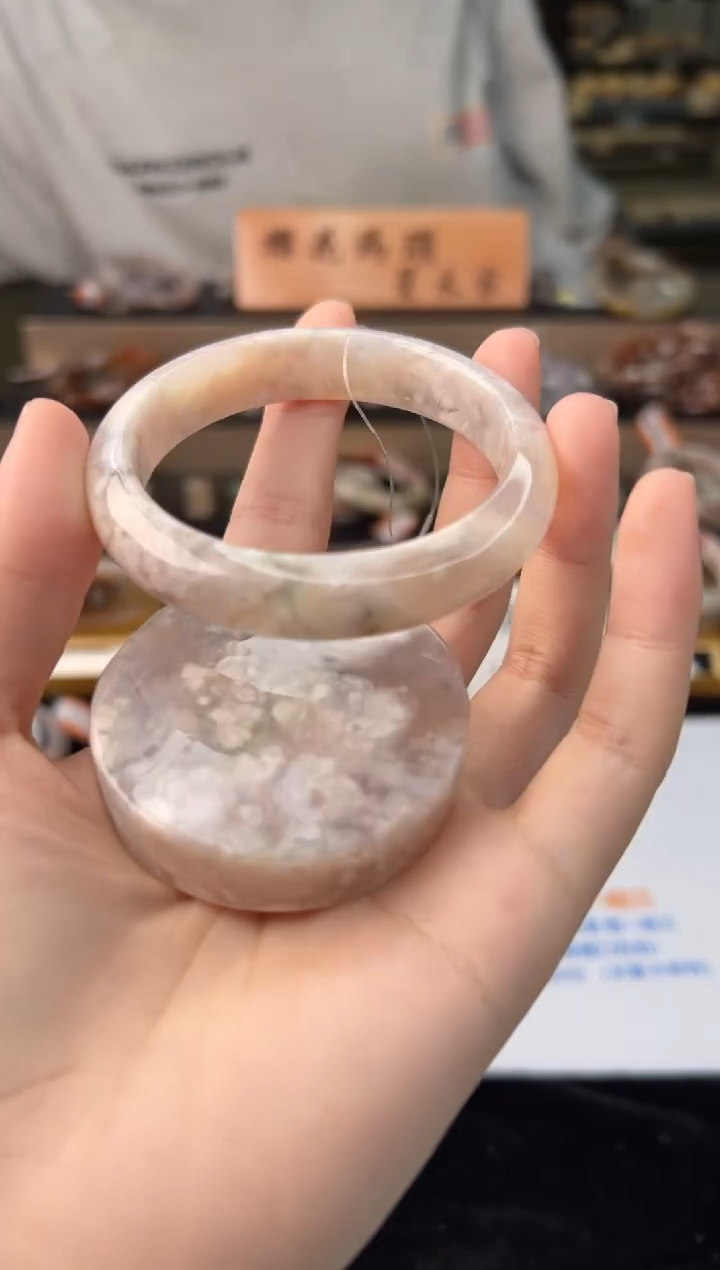 石英质玉未镶嵌手镯53圈口（赠送镯心）12021