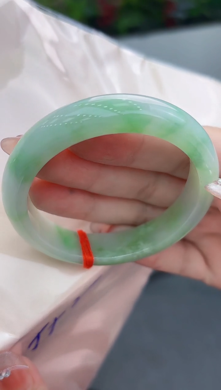 【闪购商品】翡翠手镯未镶嵌翡翠手镯