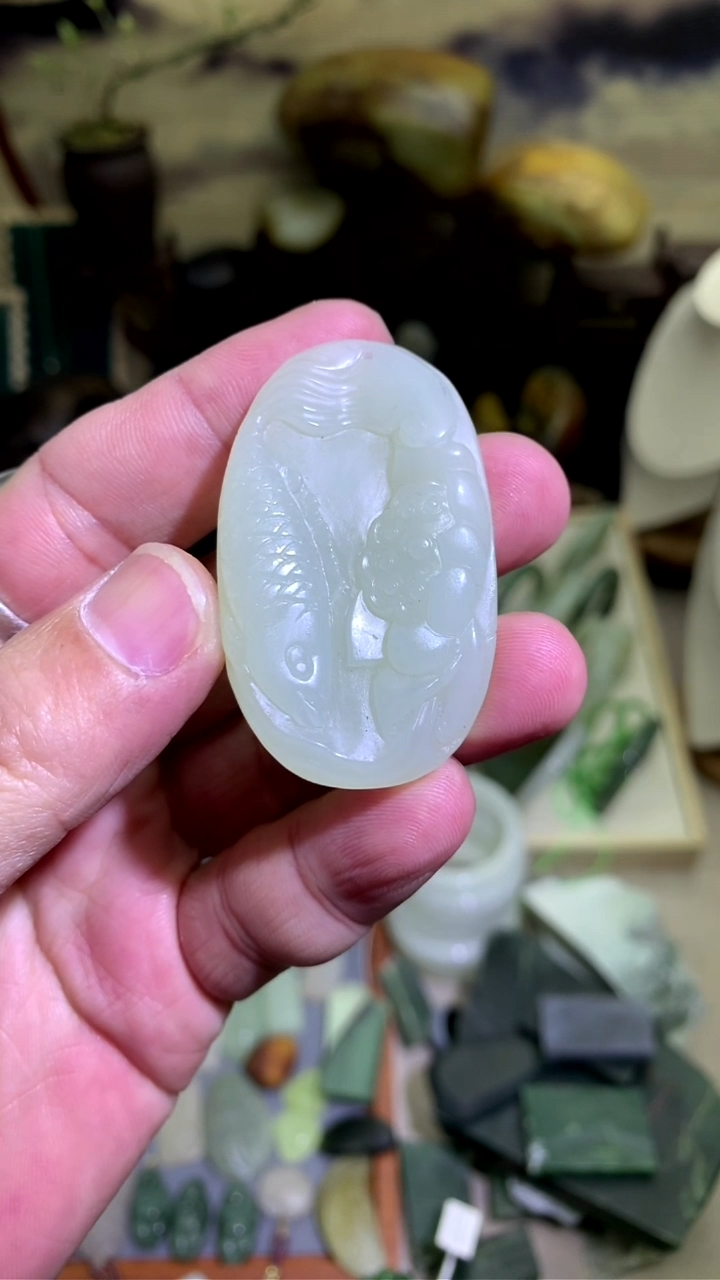 【闪购商品】和田玉颈饰未镶嵌新疆山料连年有余