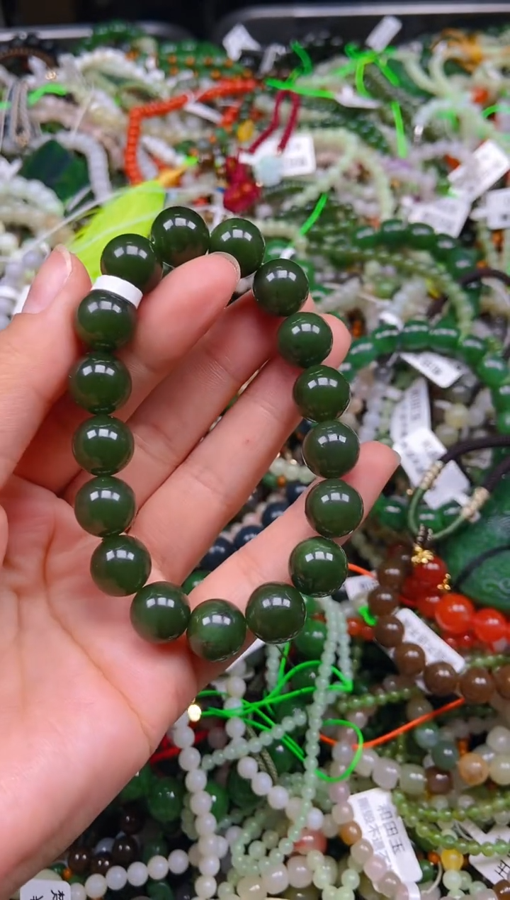 和田玉未镶嵌挂件1