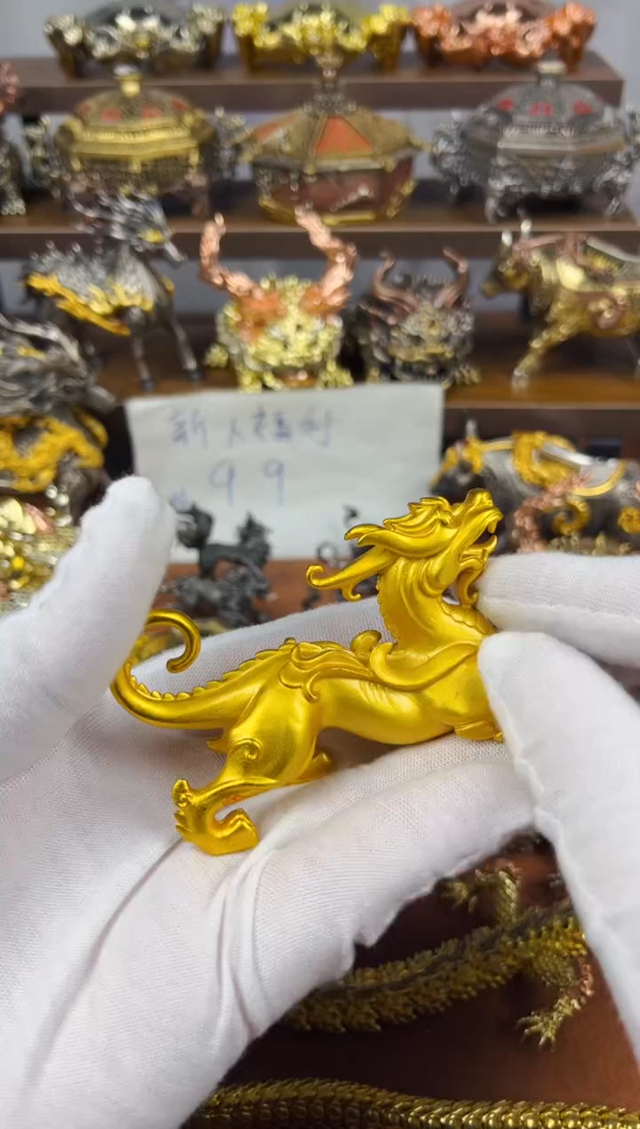 龙貔貅摆件高温黄（微瑕）